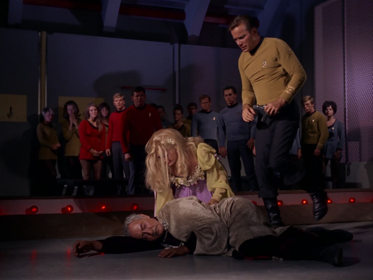 ariane179254_StarTrek_1x13_TheConscienceOfTheKing_3290.jpg