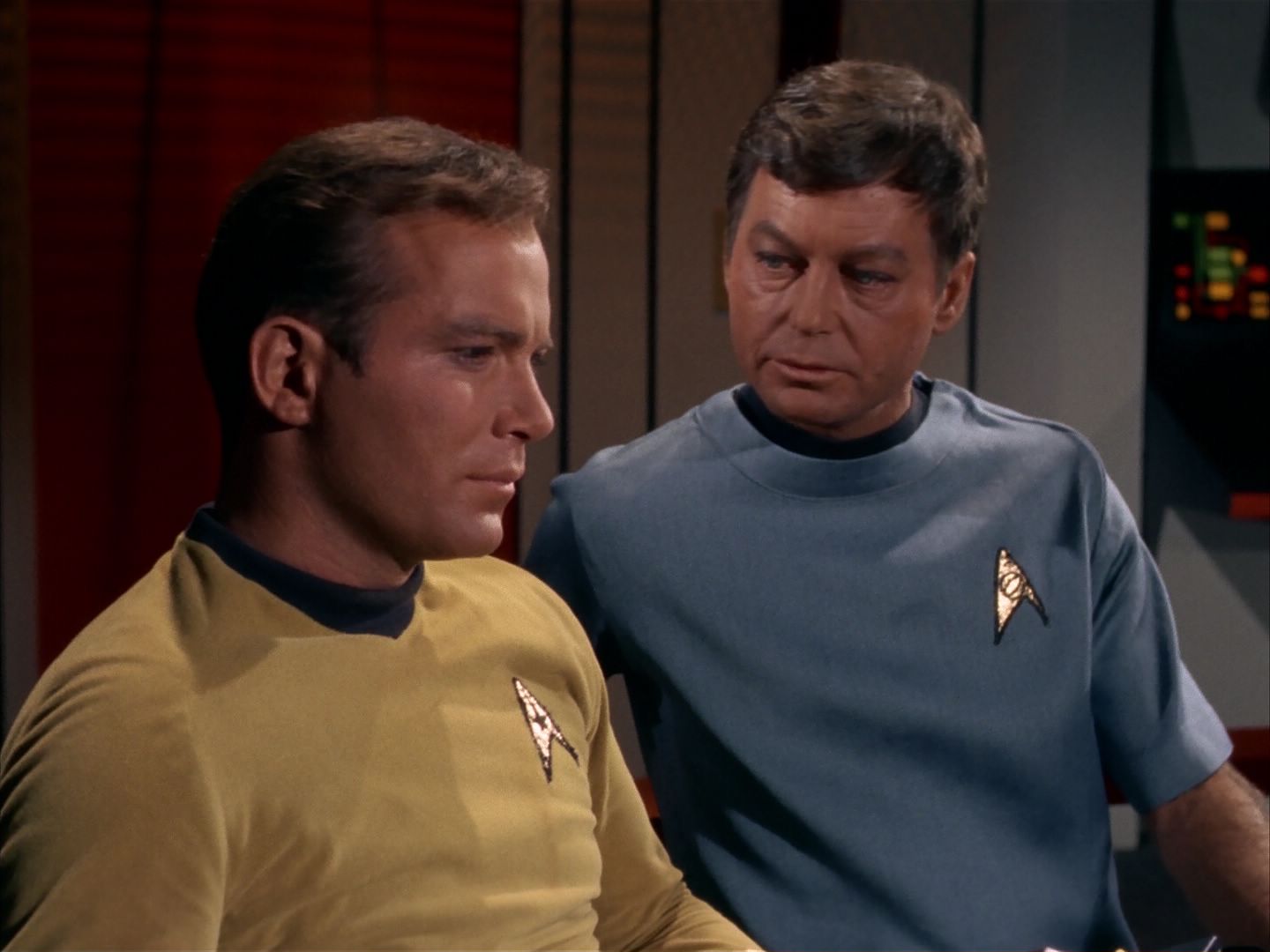 ariane179254_StarTrek_1x13_TheConscienceOfTheKing_3427.jpg