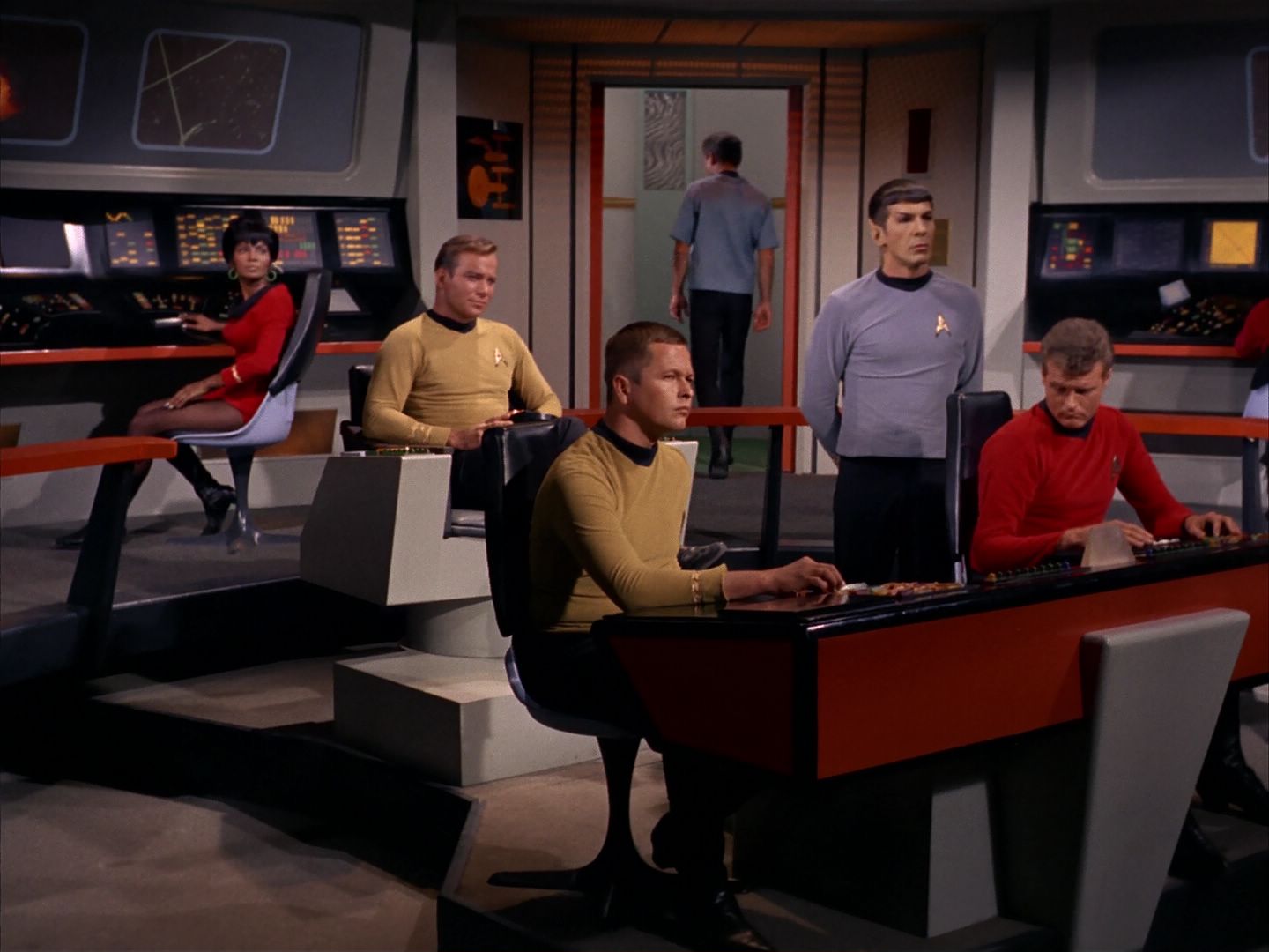 ariane179254_StarTrek_1x13_TheConscienceOfTheKing_3470.jpg