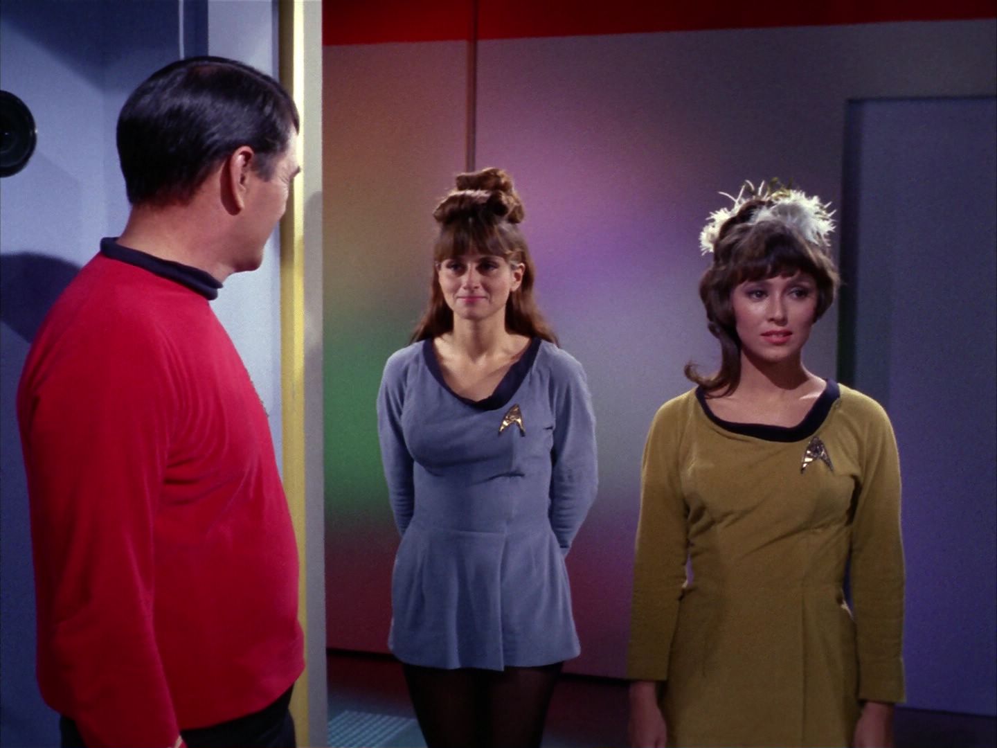 ariane179254_StarTrek_1x14_BalanceOfTerror_0068.jpg