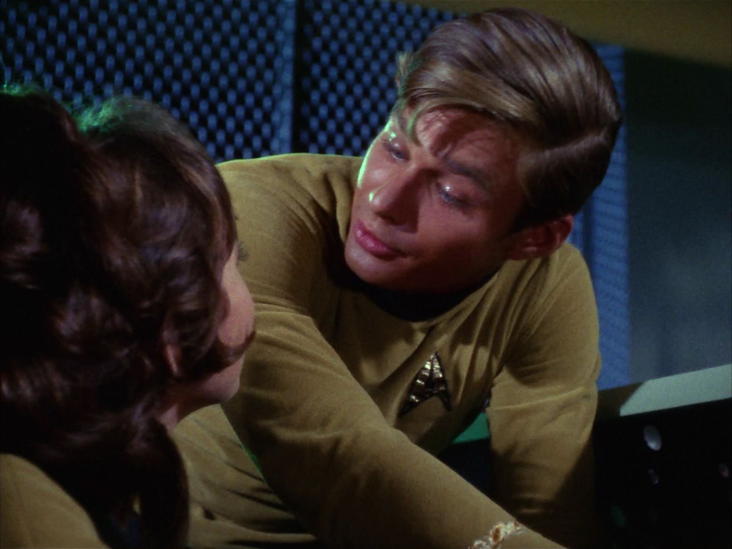 ariane179254_StarTrek_1x14_BalanceOfTerror_0618.jpg