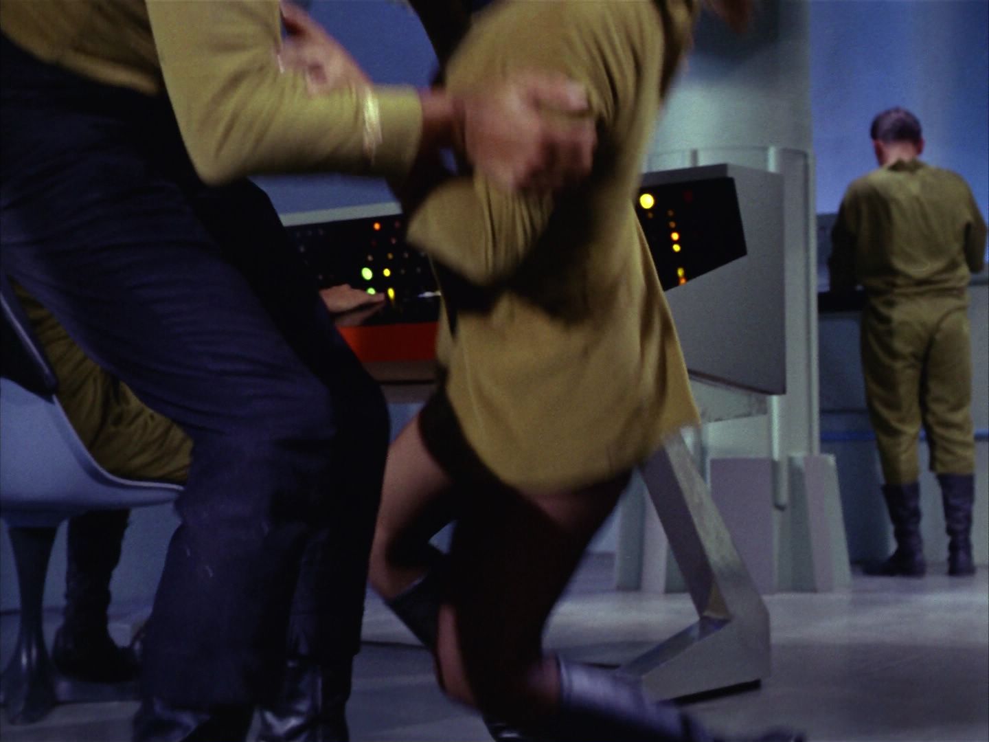 ariane179254_StarTrek_1x14_BalanceOfTerror_2203.jpg