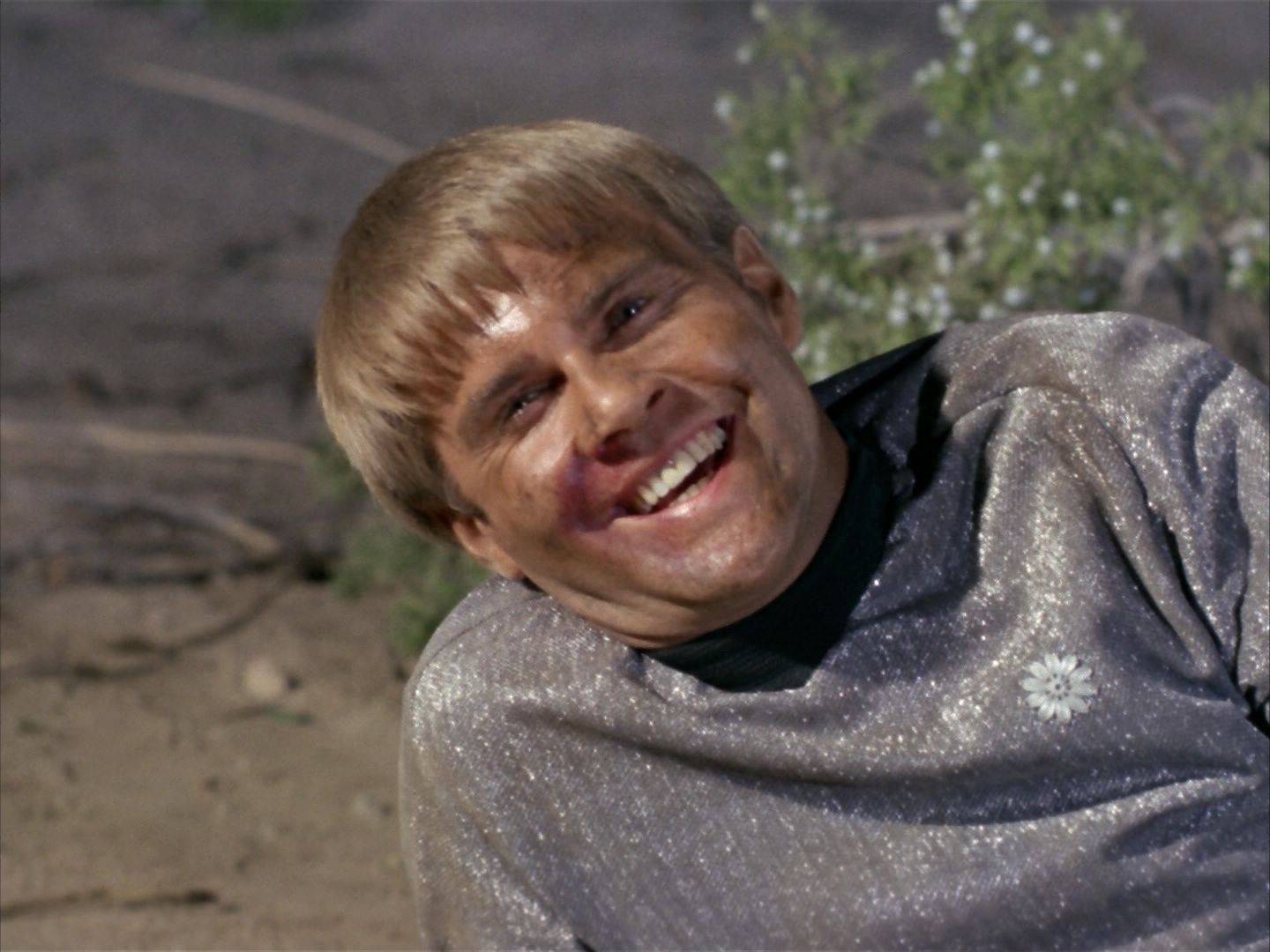 ariane179254_StarTrek_1x15_ShoreLeave_2989.jpg