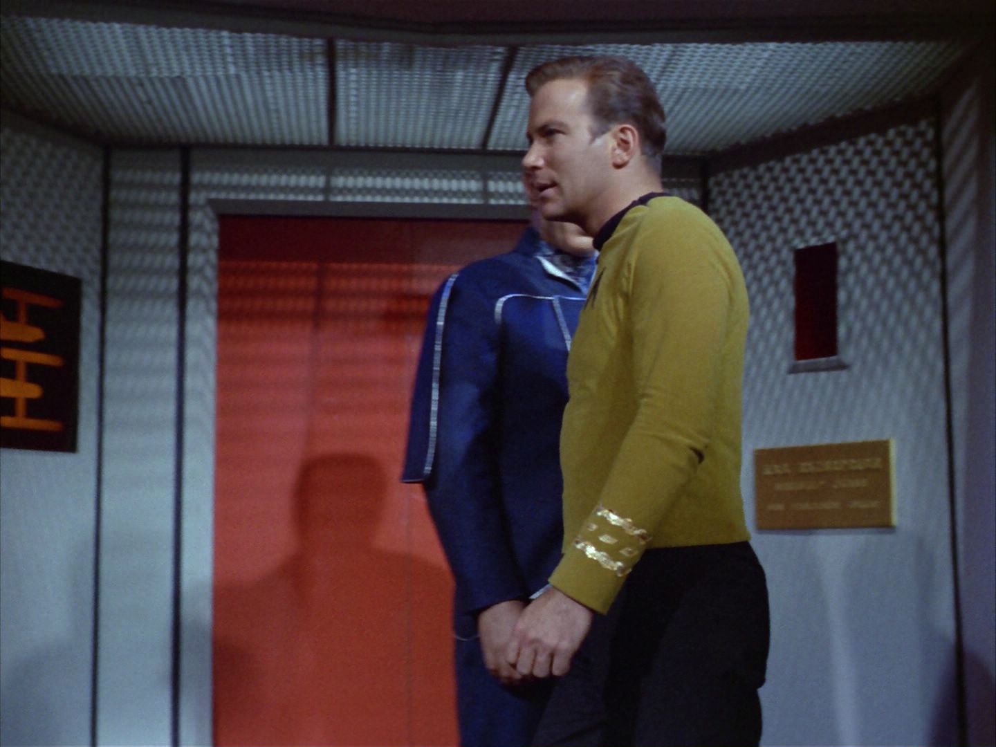 ariane179254_StarTrek_1x16_TheGalileoSeven_0061.jpg