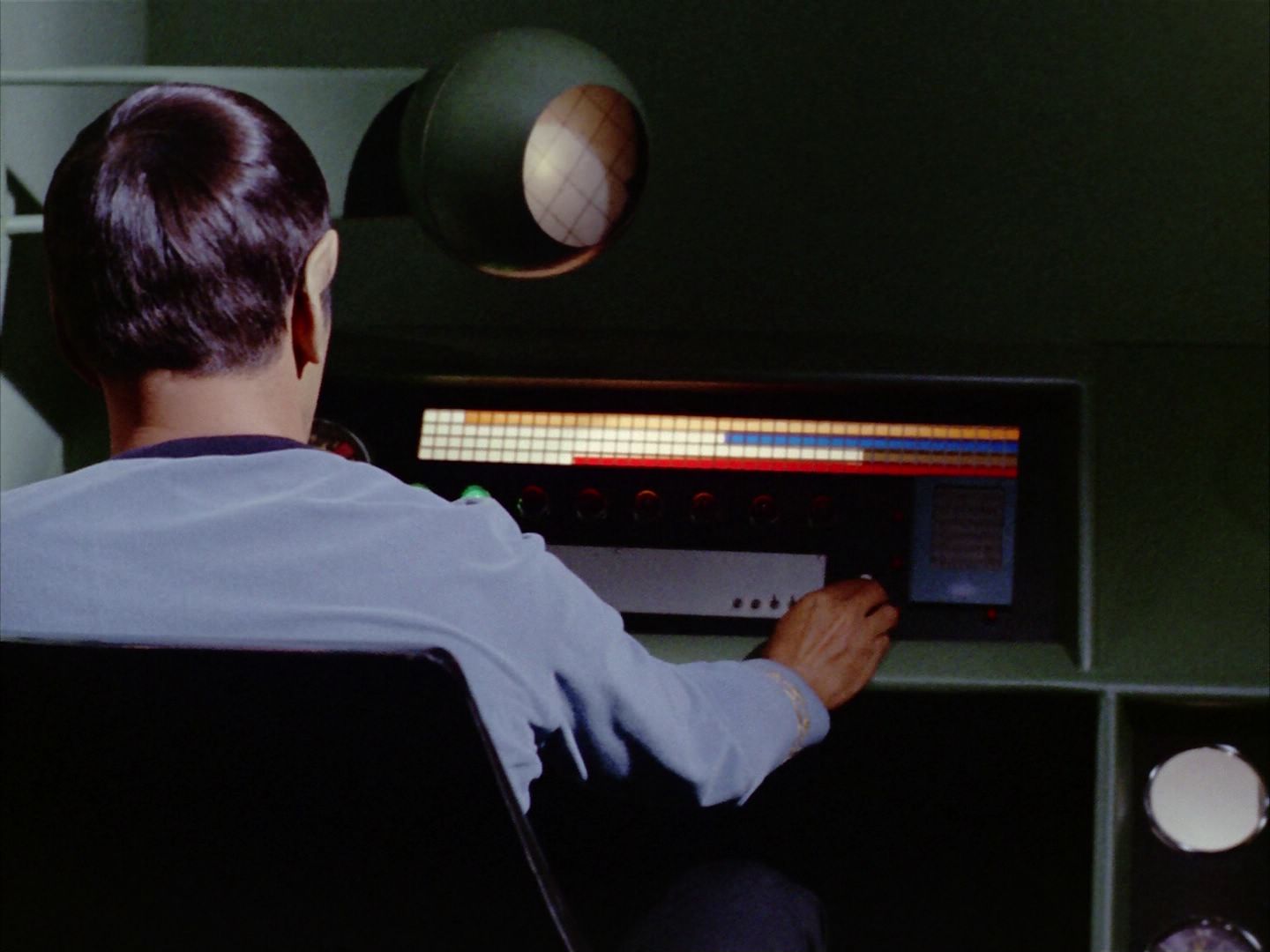 ariane179254_StarTrek_1x16_TheGalileoSeven_0112.jpg