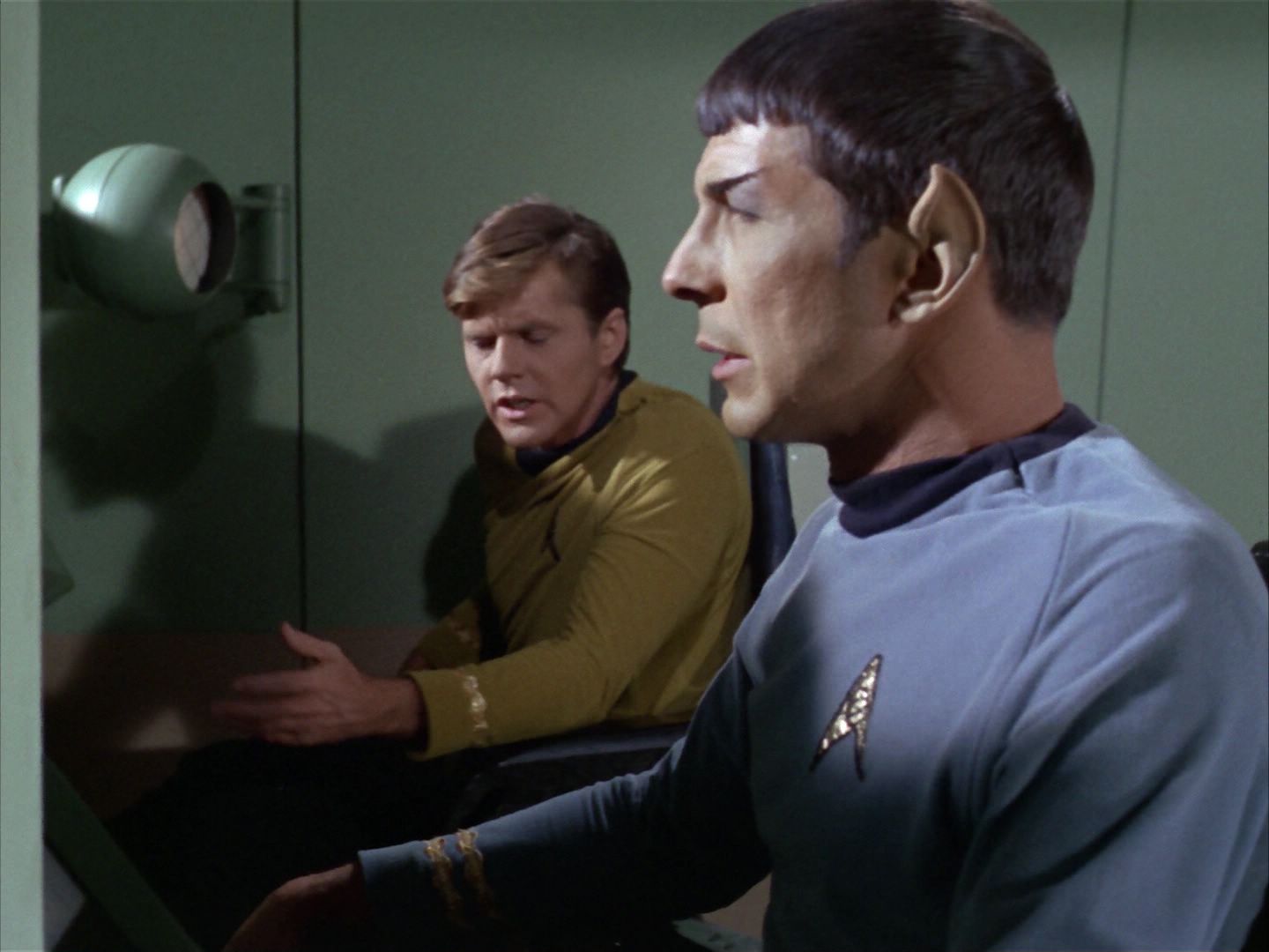 ariane179254_StarTrek_1x16_TheGalileoSeven_0165.jpg