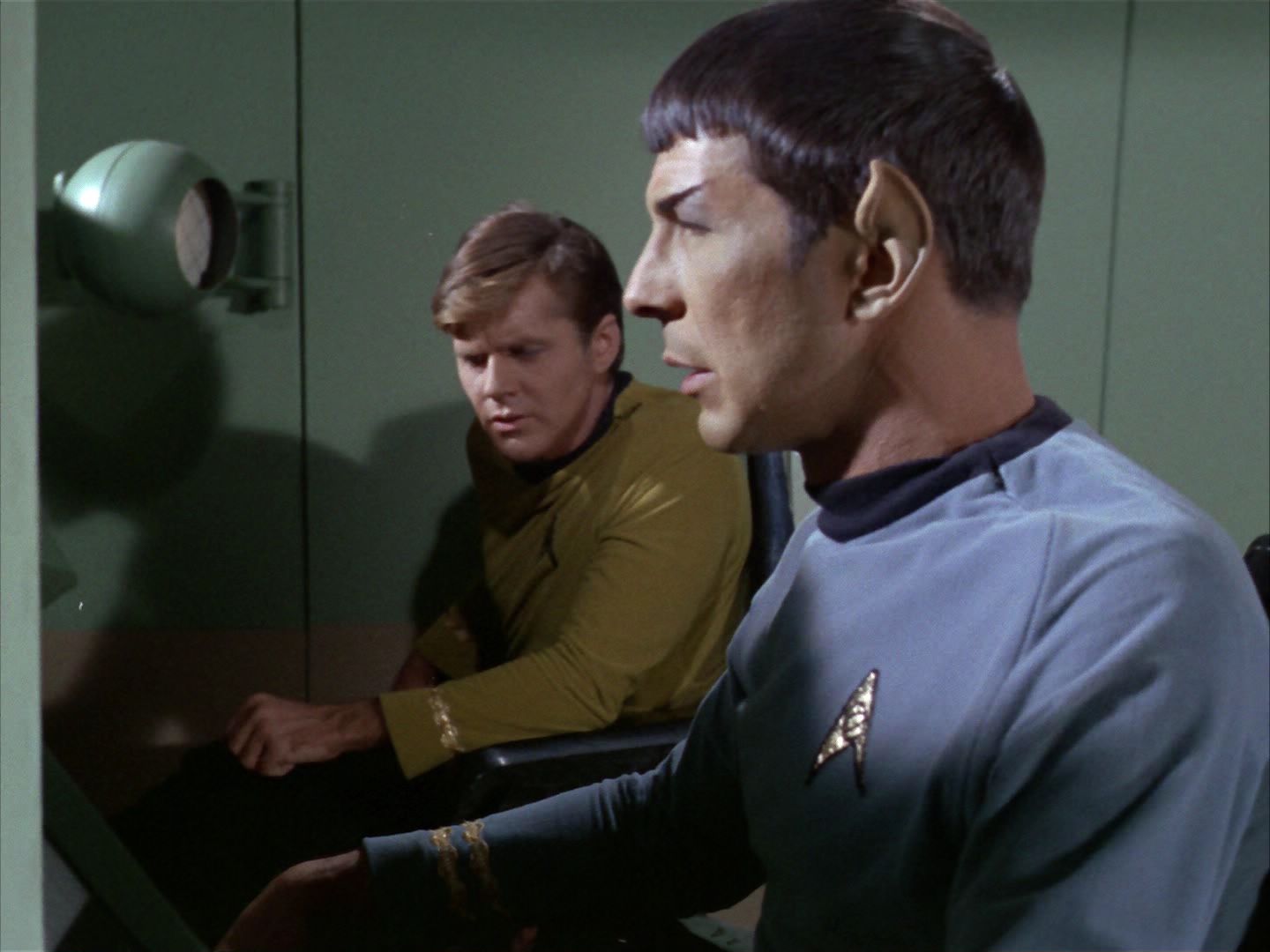 ariane179254_StarTrek_1x16_TheGalileoSeven_0166.jpg