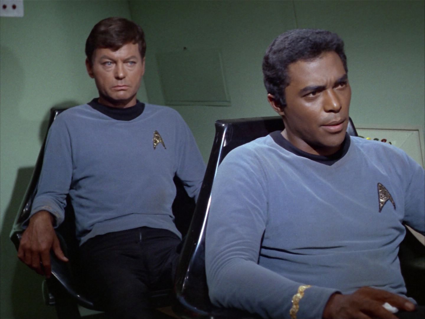 ariane179254_StarTrek_1x16_TheGalileoSeven_0171.jpg