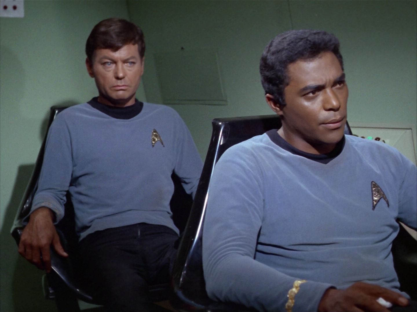 ariane179254_StarTrek_1x16_TheGalileoSeven_0172.jpg