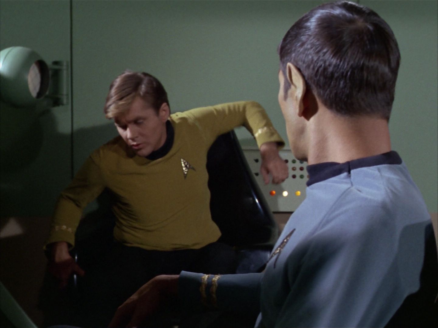 ariane179254_StarTrek_1x16_TheGalileoSeven_0188.jpg