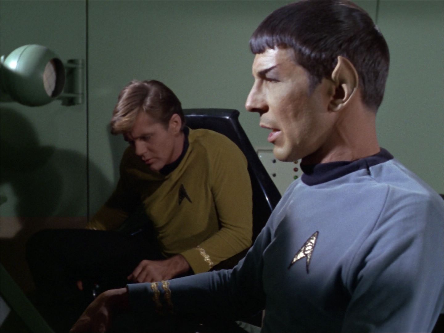 ariane179254_StarTrek_1x16_TheGalileoSeven_0196.jpg