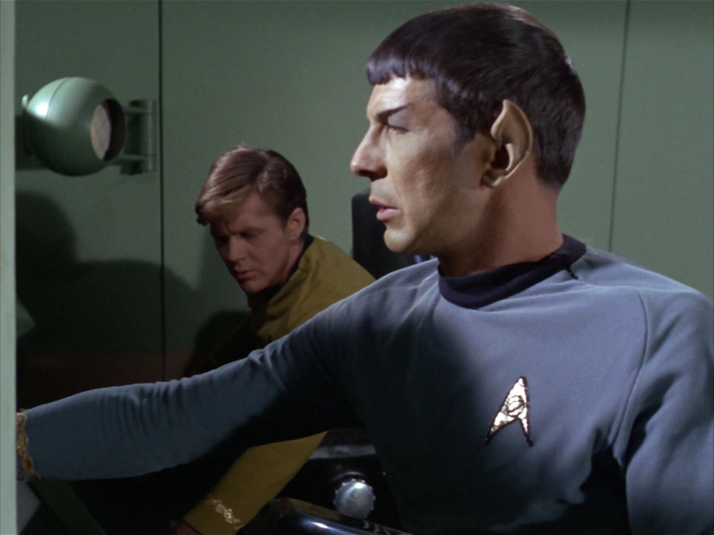 ariane179254_StarTrek_1x16_TheGalileoSeven_0204.jpg