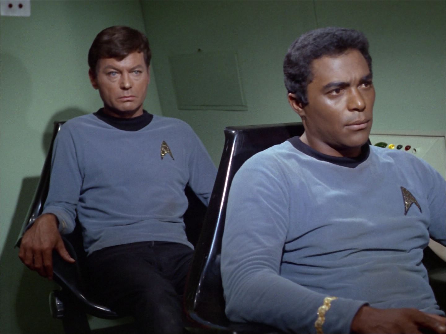 ariane179254_StarTrek_1x16_TheGalileoSeven_0216.jpg