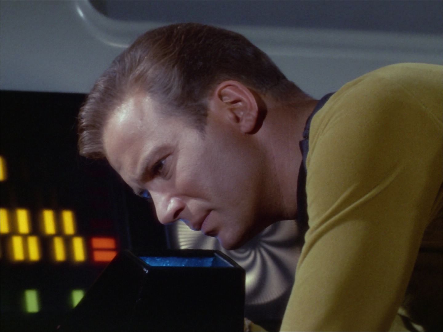 ariane179254_StarTrek_1x16_TheGalileoSeven_0249.jpg