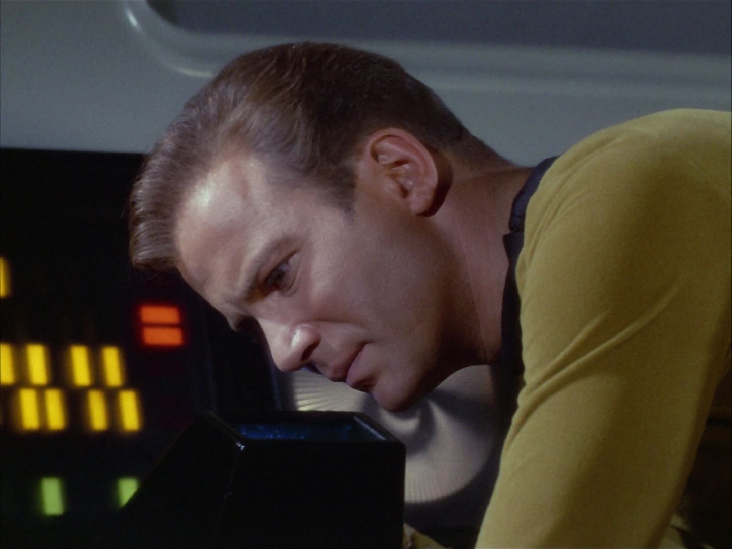 ariane179254_StarTrek_1x16_TheGalileoSeven_0251.jpg