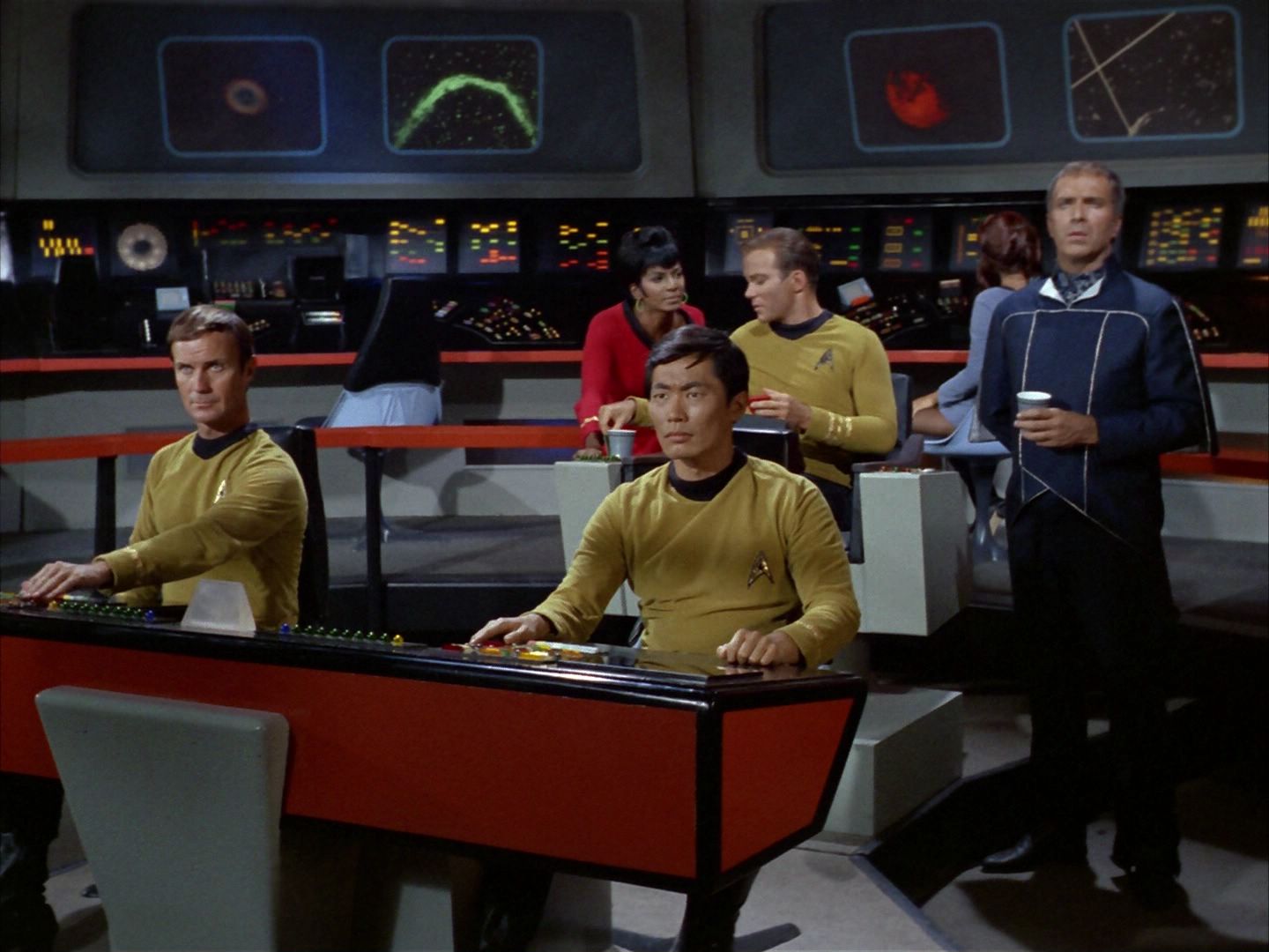 ariane179254_StarTrek_1x16_TheGalileoSeven_0431.jpg