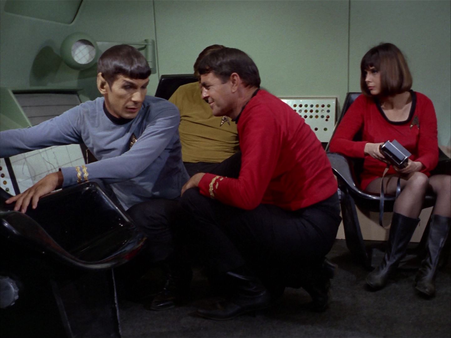 ariane179254_StarTrek_1x16_TheGalileoSeven_0515.jpg