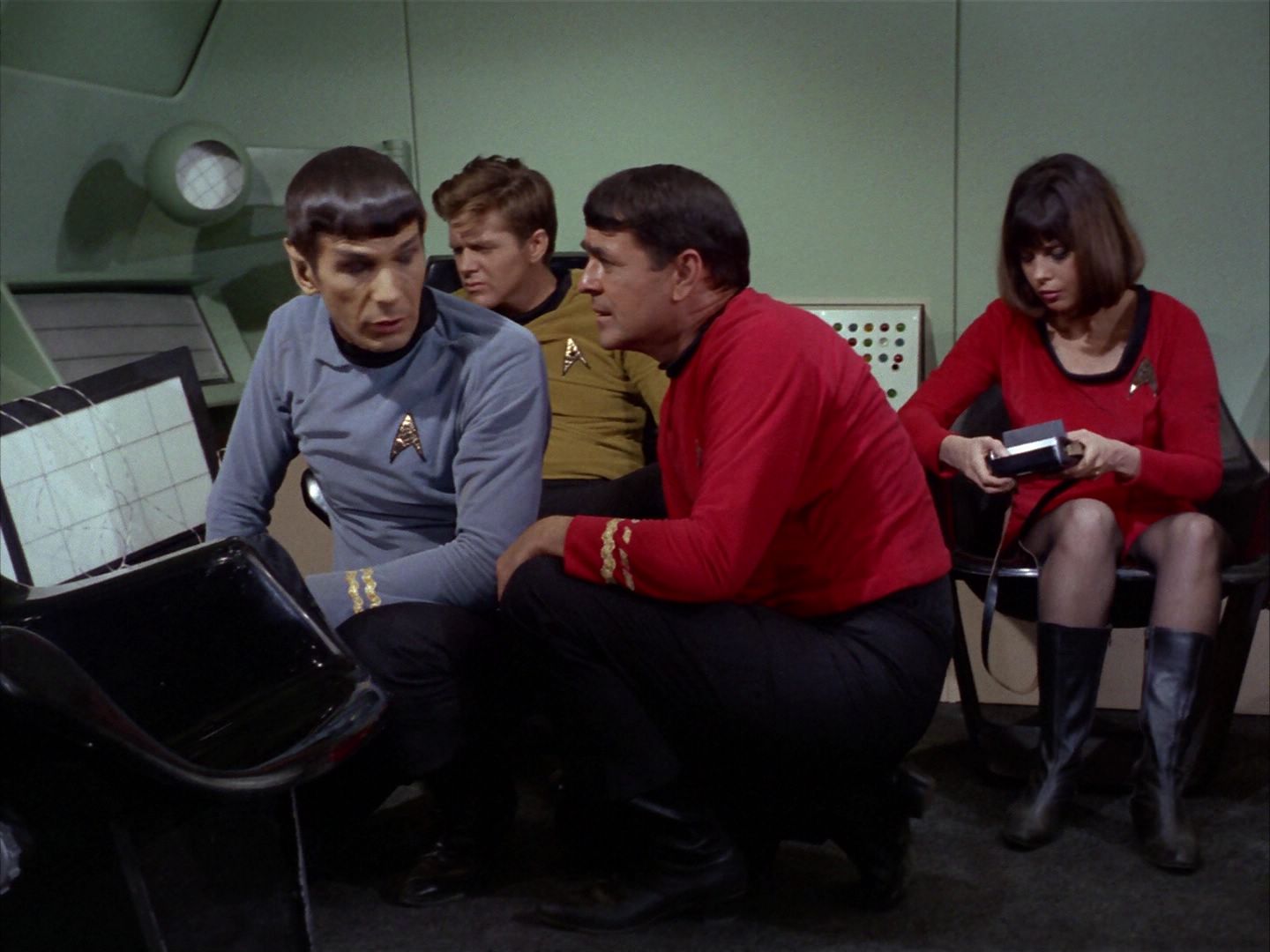 ariane179254_StarTrek_1x16_TheGalileoSeven_0527.jpg
