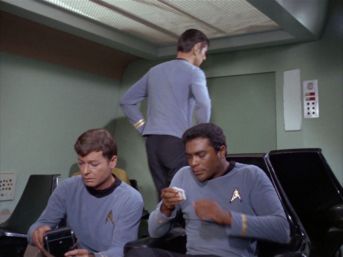 ariane179254_StarTrek_1x16_TheGalileoSeven_0533.jpg