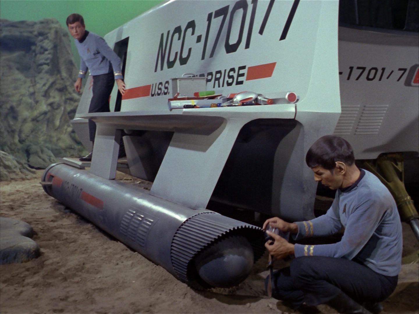 ariane179254_StarTrek_1x16_TheGalileoSeven_0738.jpg