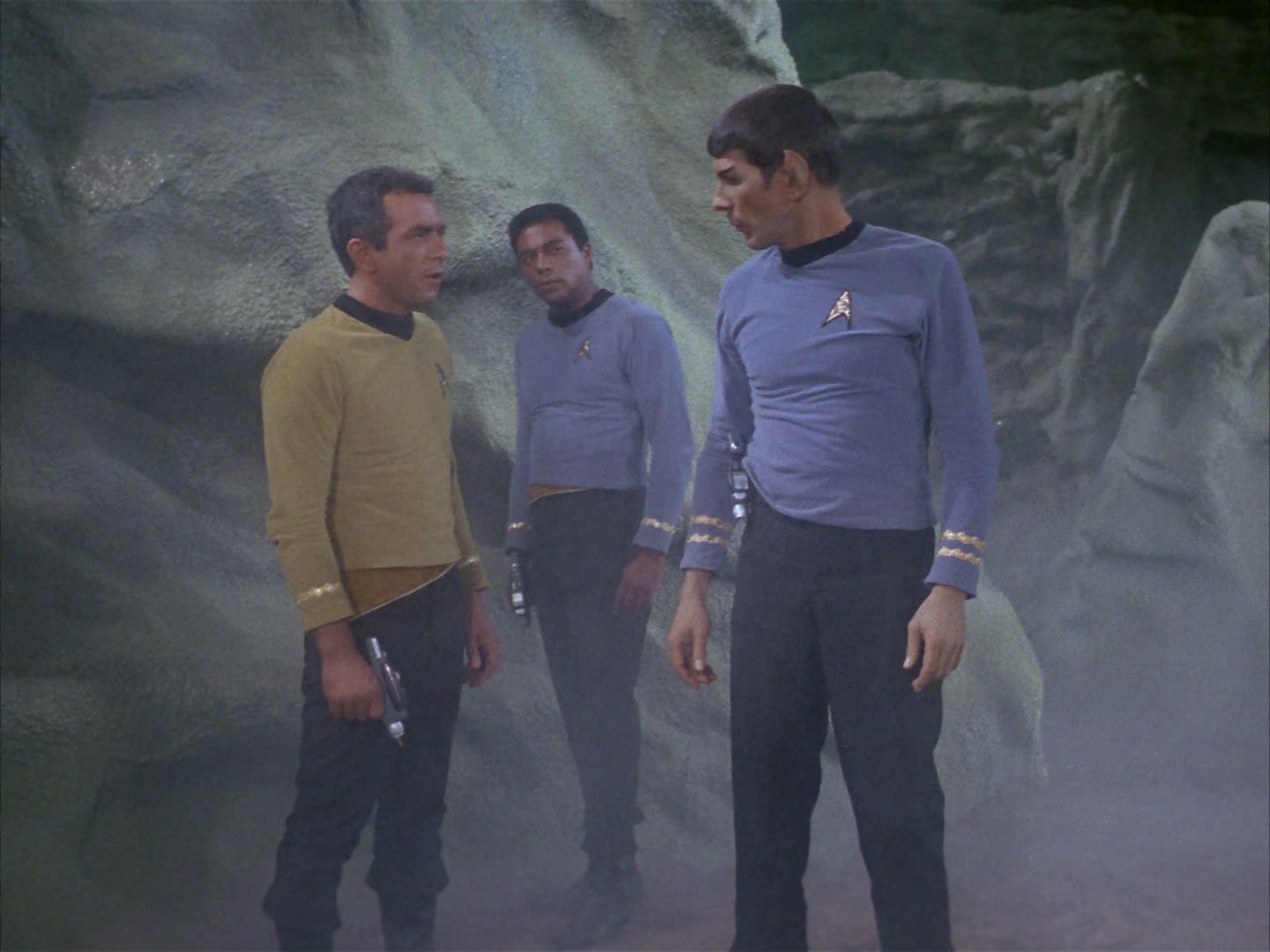 ariane179254_StarTrek_1x16_TheGalileoSeven_1102.jpg