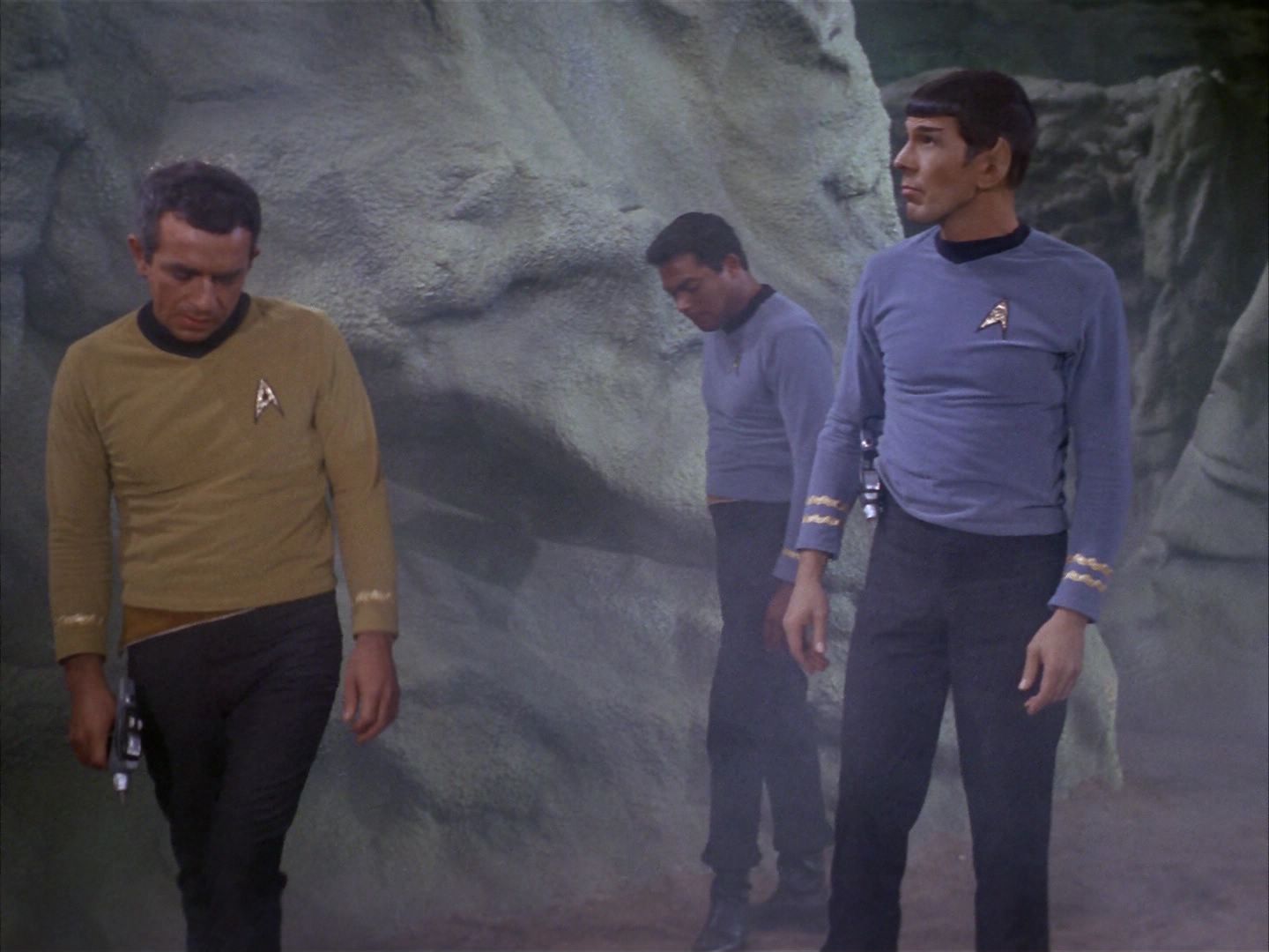 ariane179254_StarTrek_1x16_TheGalileoSeven_1120.jpg