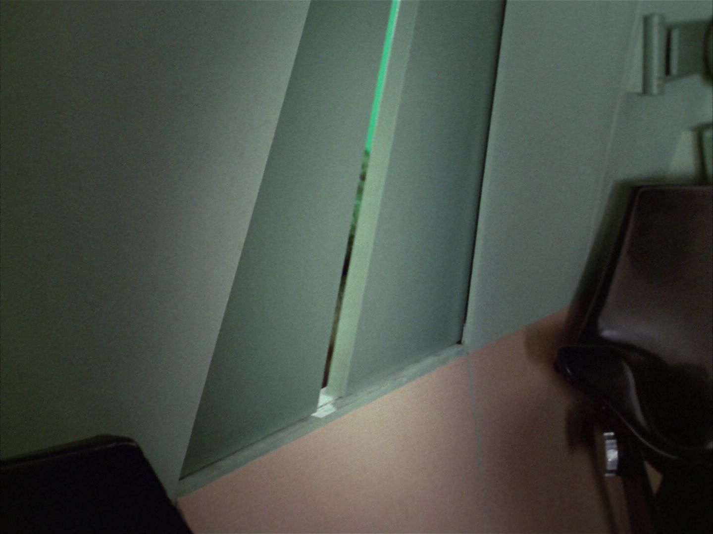 ariane179254_StarTrek_1x16_TheGalileoSeven_1265.jpg