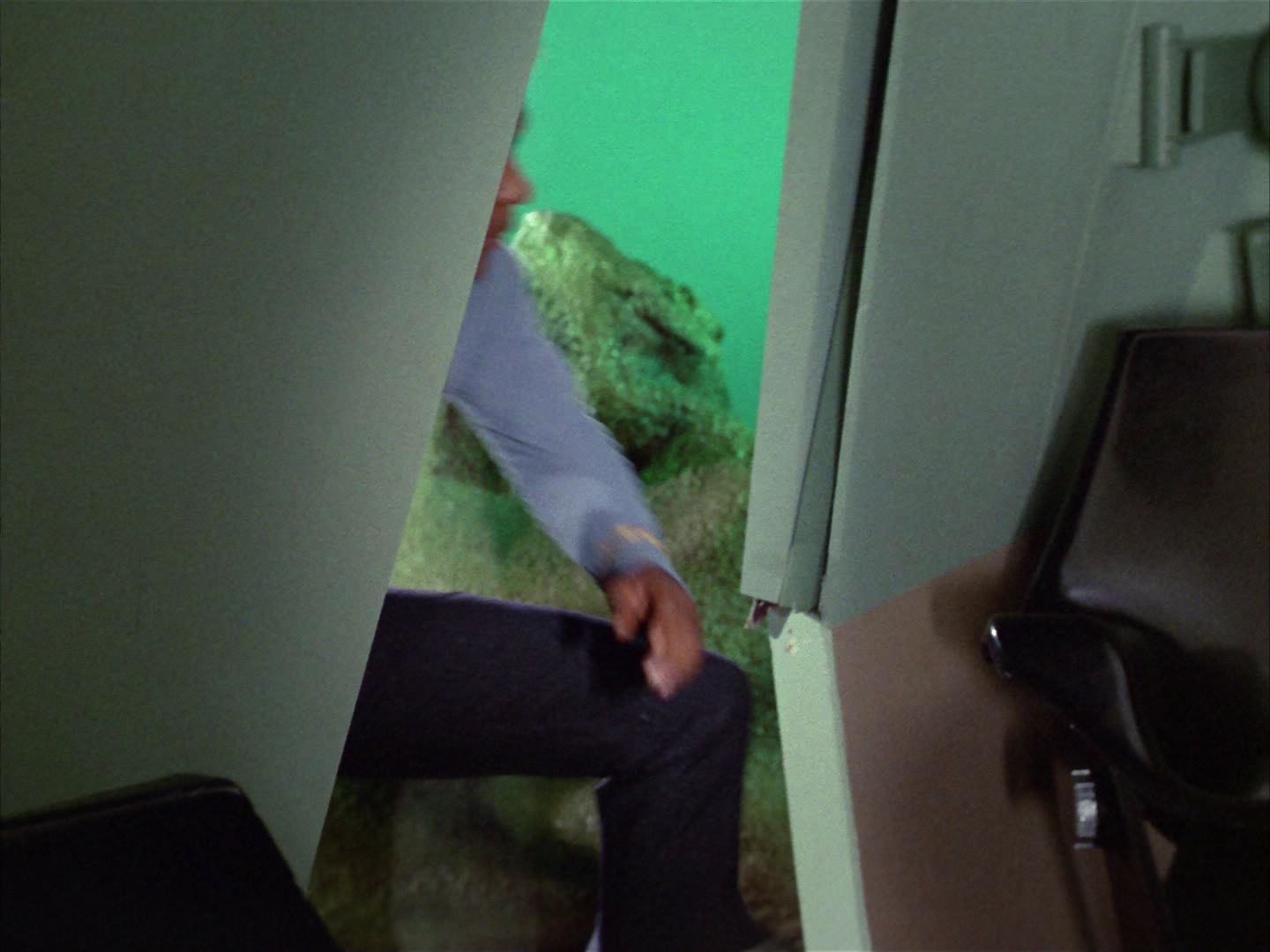 ariane179254_StarTrek_1x16_TheGalileoSeven_1268.jpg