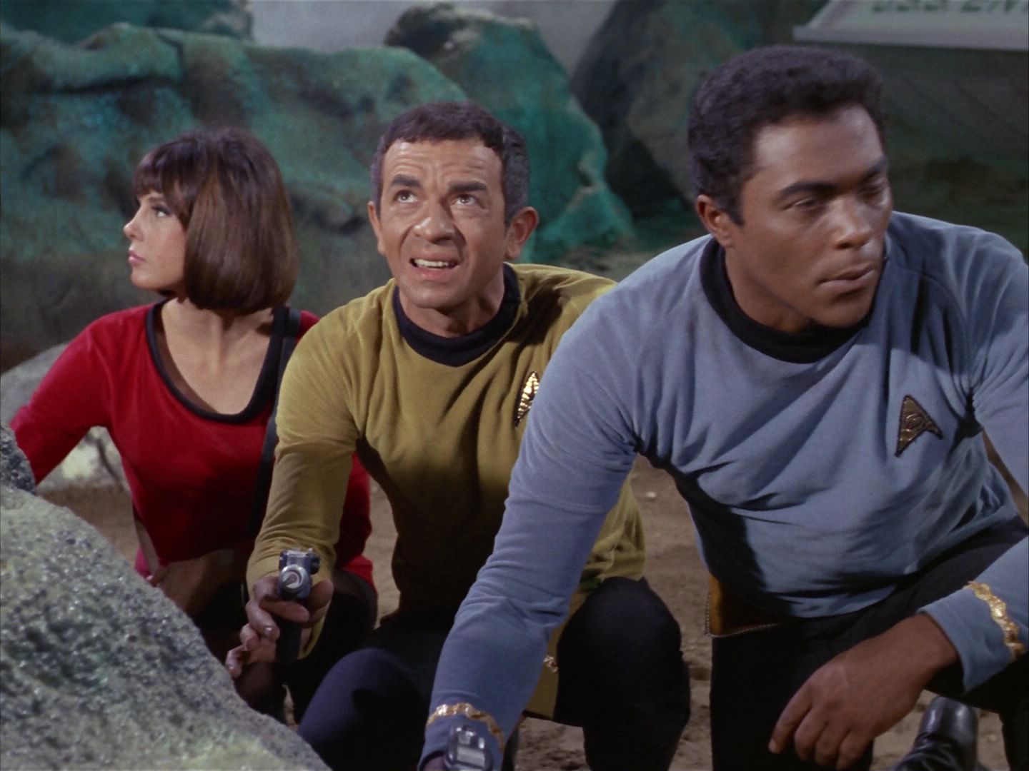 ariane179254_StarTrek_1x16_TheGalileoSeven_1376.jpg