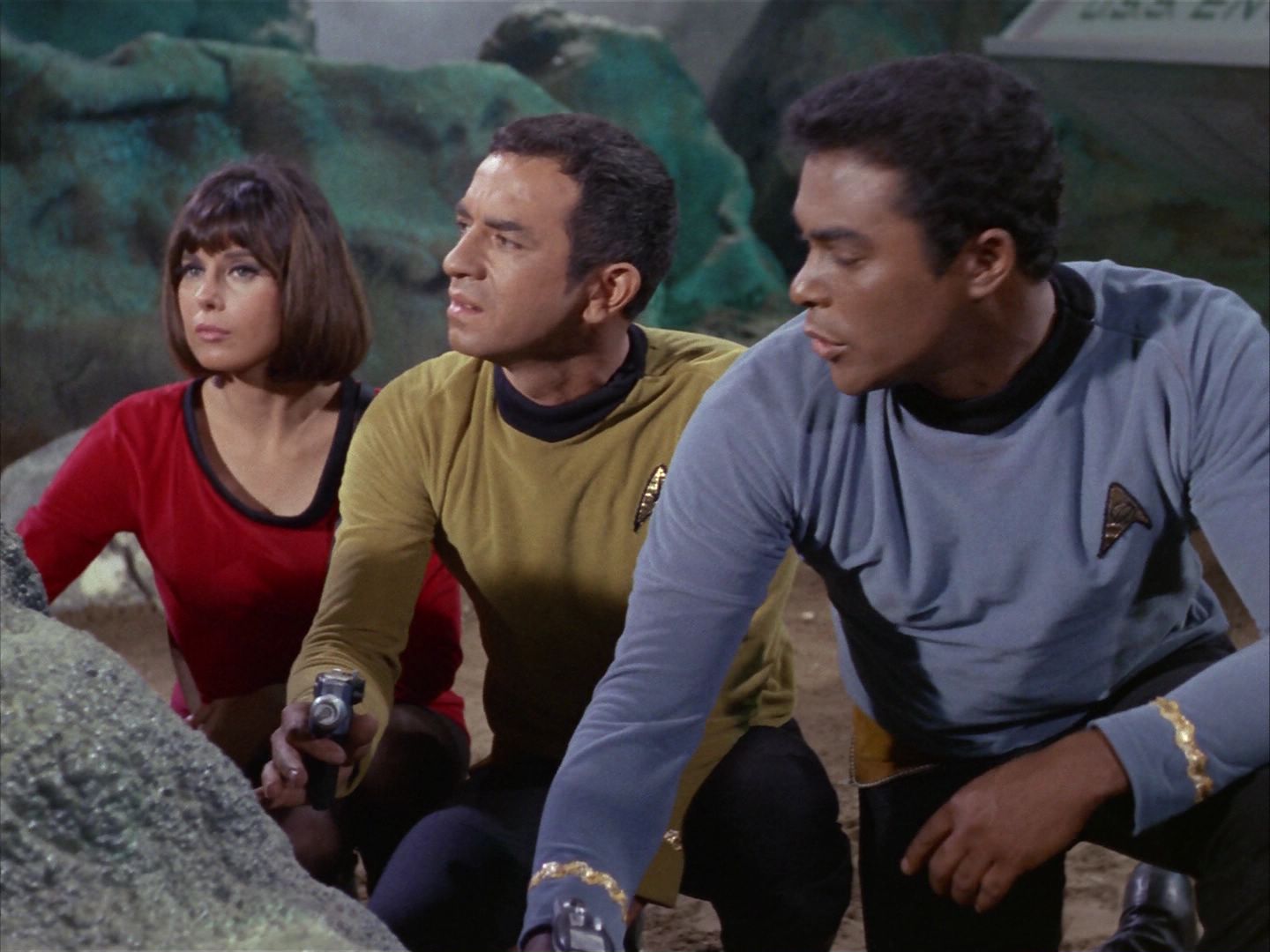ariane179254_StarTrek_1x16_TheGalileoSeven_1381.jpg