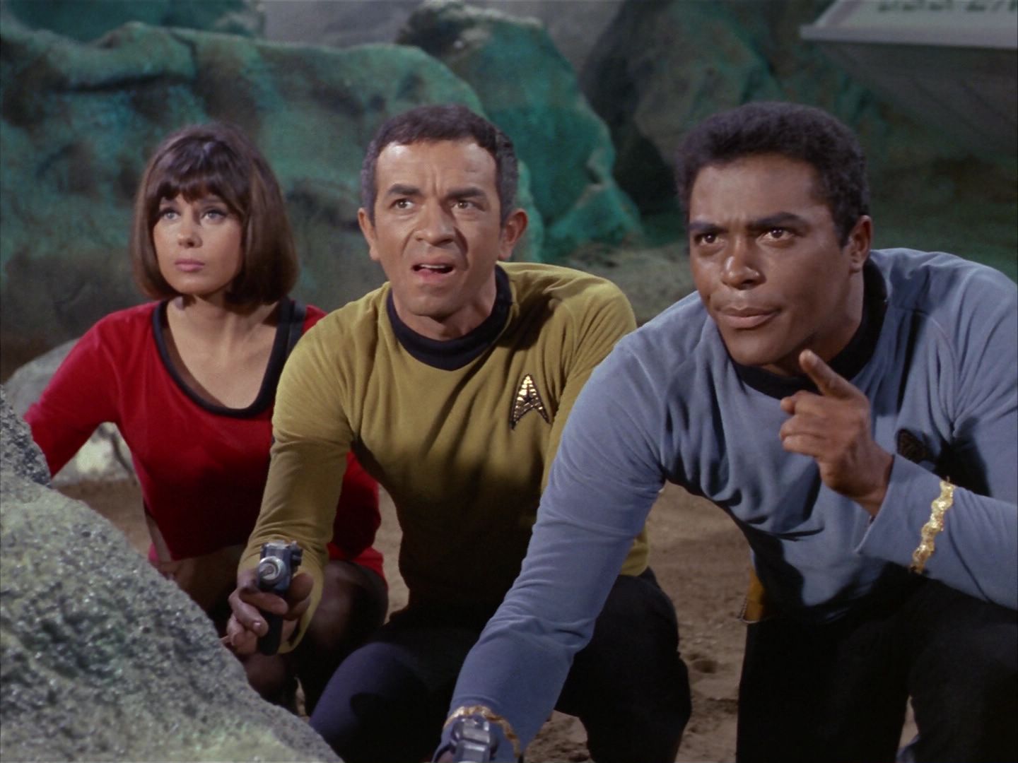 ariane179254_StarTrek_1x16_TheGalileoSeven_1400.jpg