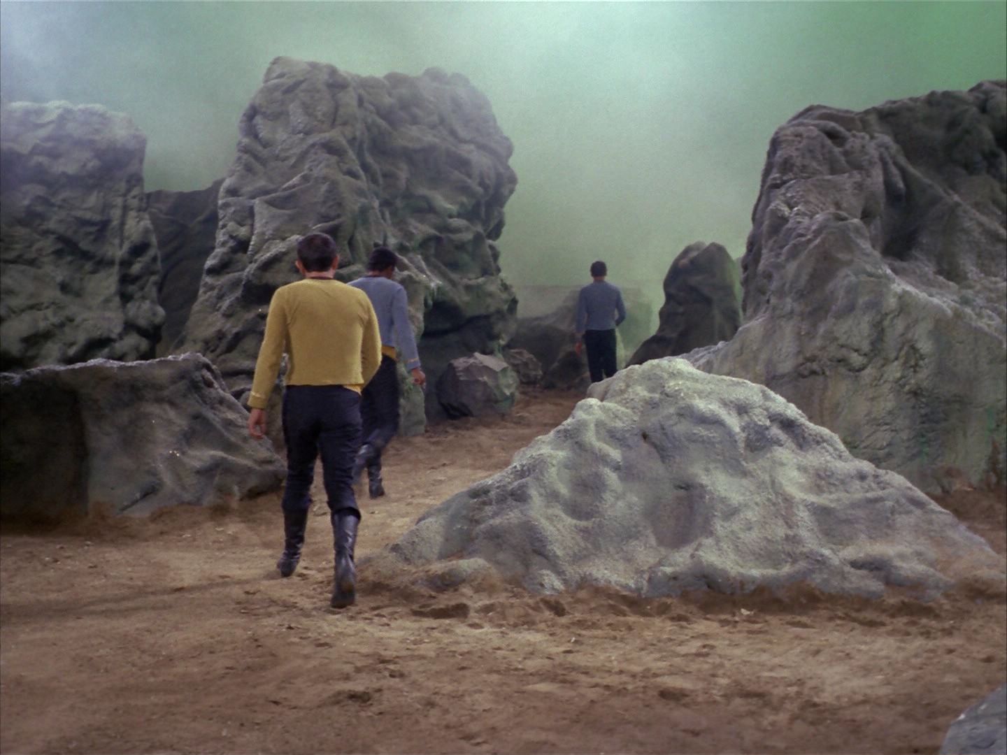 ariane179254_StarTrek_1x16_TheGalileoSeven_1495.jpg