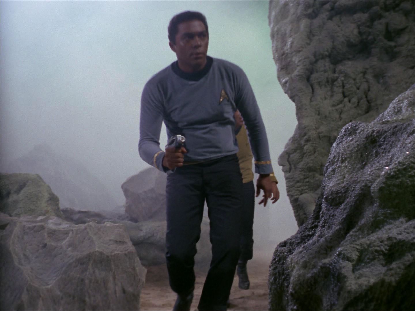 ariane179254_StarTrek_1x16_TheGalileoSeven_1517.jpg