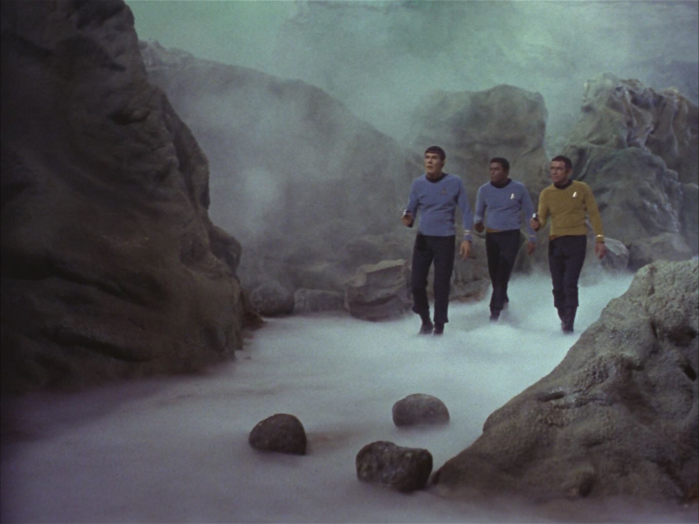 ariane179254_StarTrek_1x16_TheGalileoSeven_1528.jpg