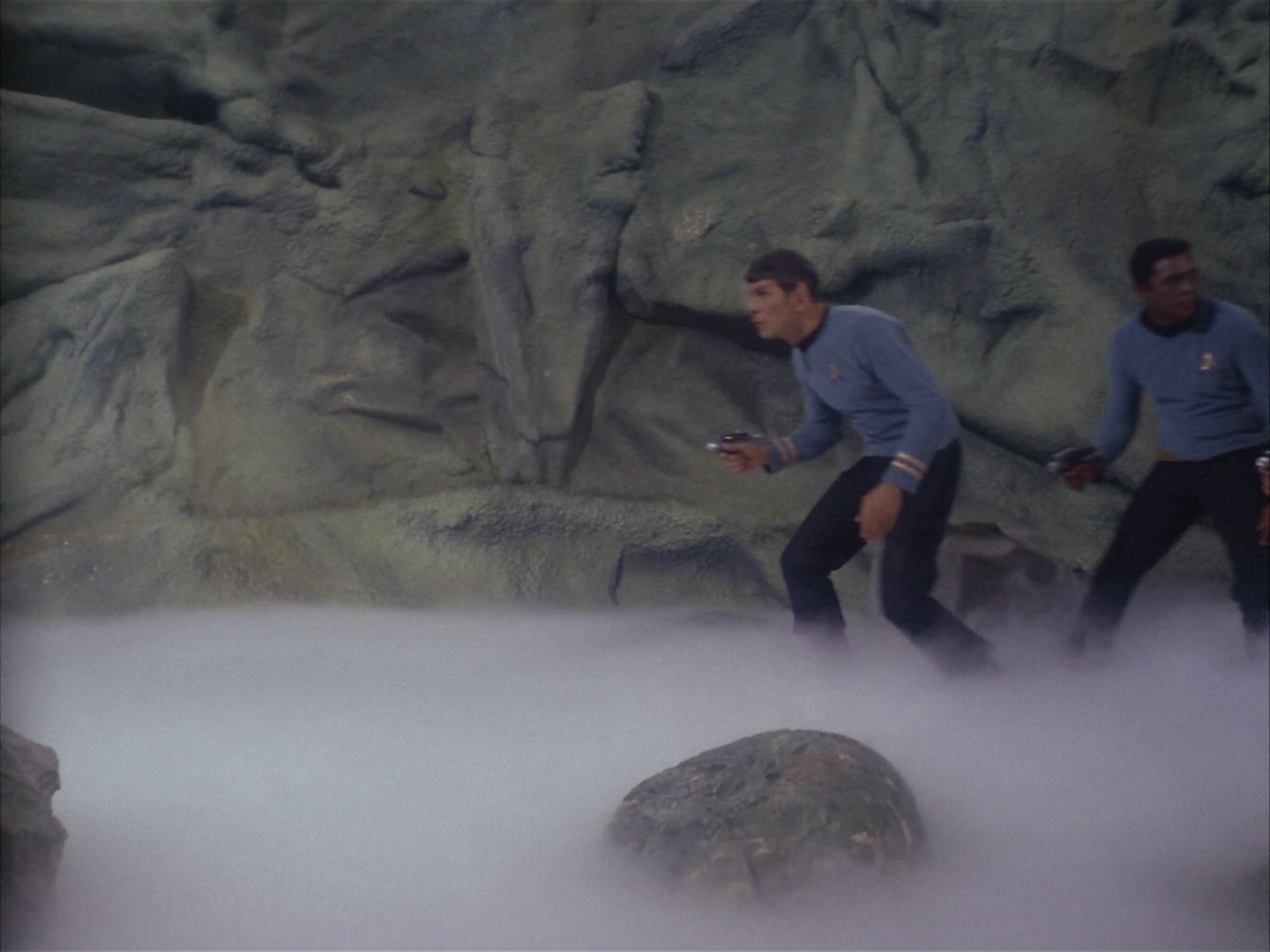 ariane179254_StarTrek_1x16_TheGalileoSeven_1551.jpg
