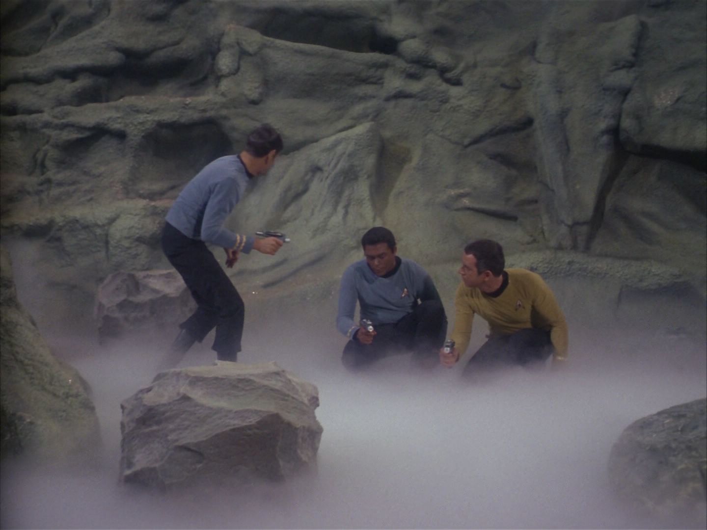 ariane179254_StarTrek_1x16_TheGalileoSeven_1584.jpg