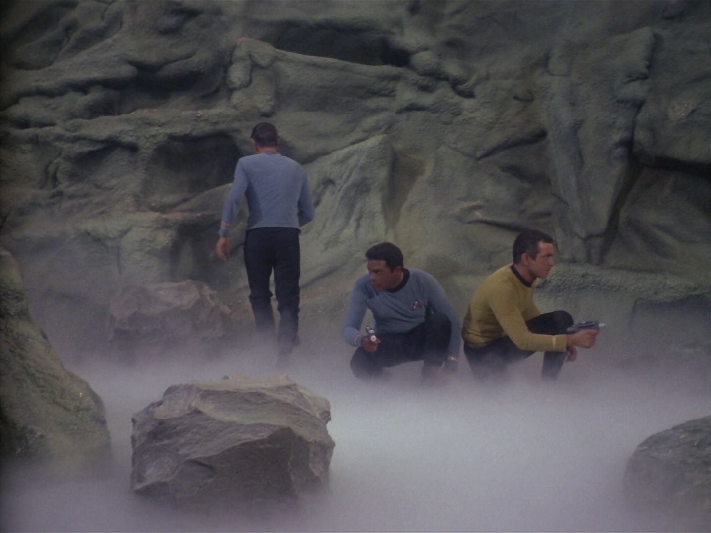 ariane179254_StarTrek_1x16_TheGalileoSeven_1586.jpg