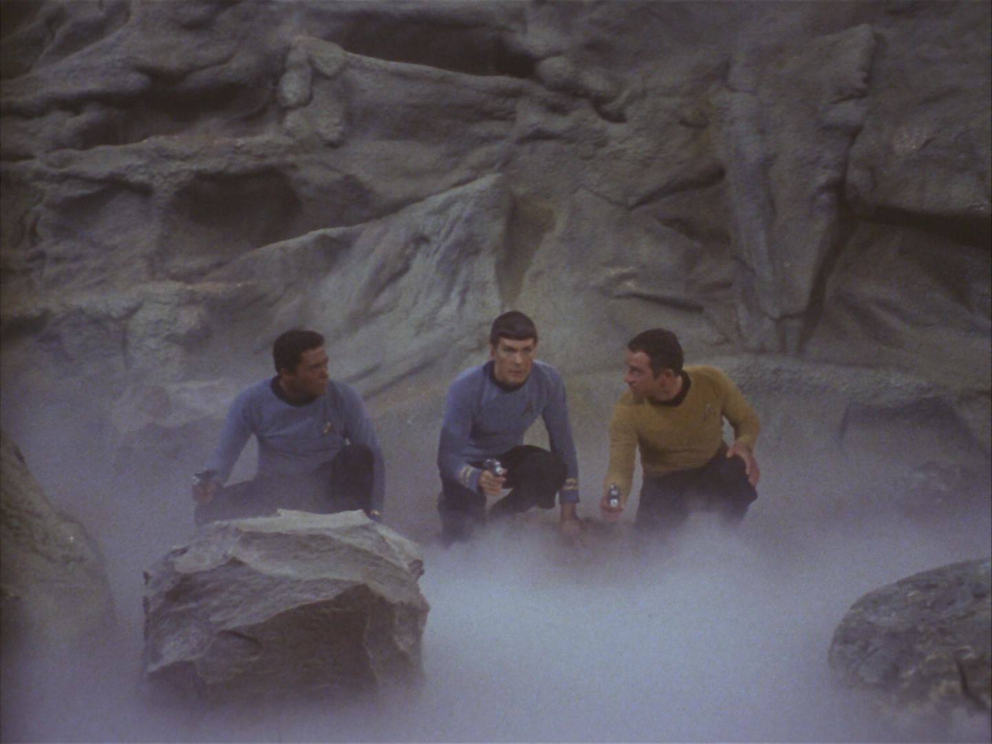 ariane179254_StarTrek_1x16_TheGalileoSeven_1617.jpg