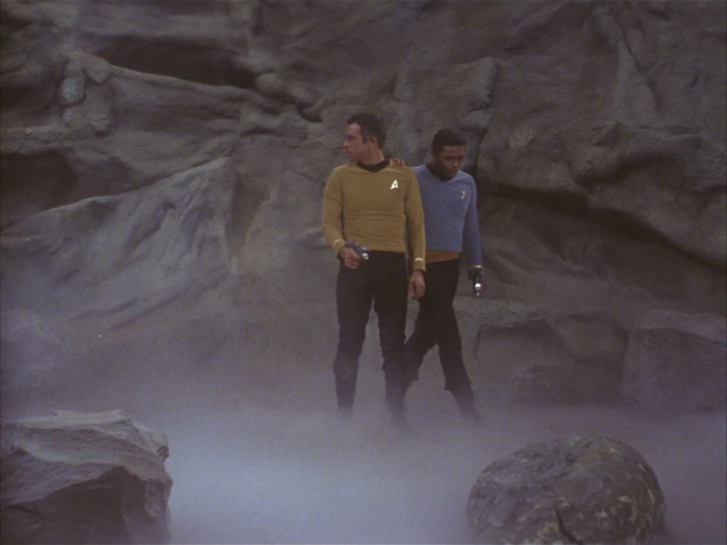 ariane179254_StarTrek_1x16_TheGalileoSeven_1637.jpg