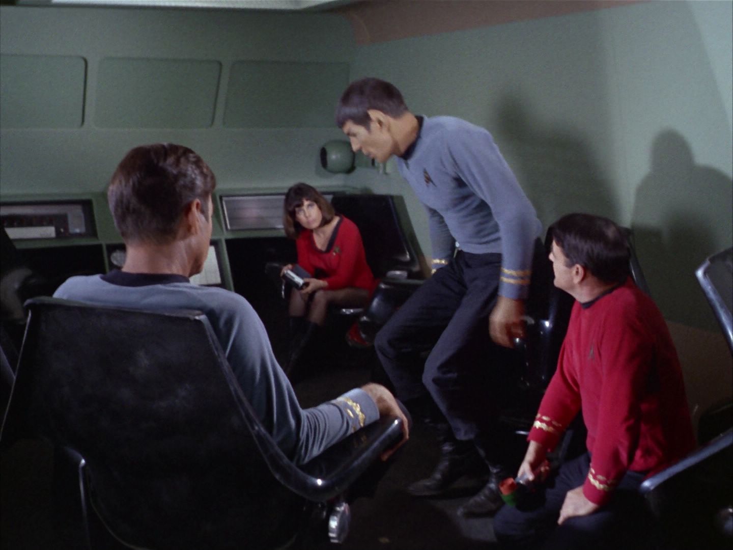 ariane179254_StarTrek_1x16_TheGalileoSeven_1696.jpg