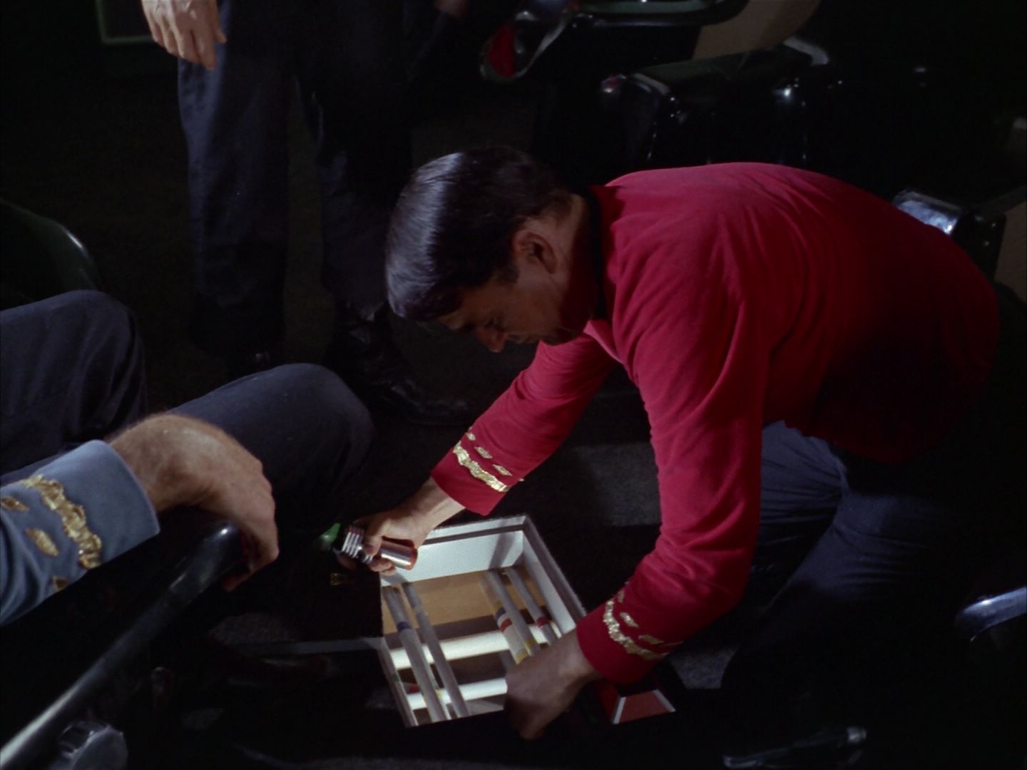 ariane179254_StarTrek_1x16_TheGalileoSeven_1748.jpg