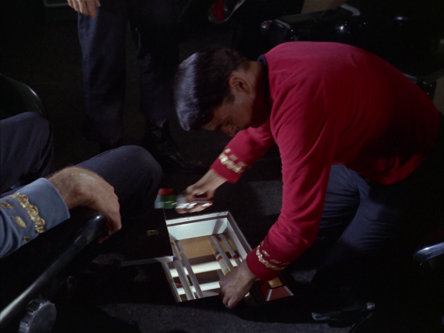 ariane179254_StarTrek_1x16_TheGalileoSeven_1749.jpg