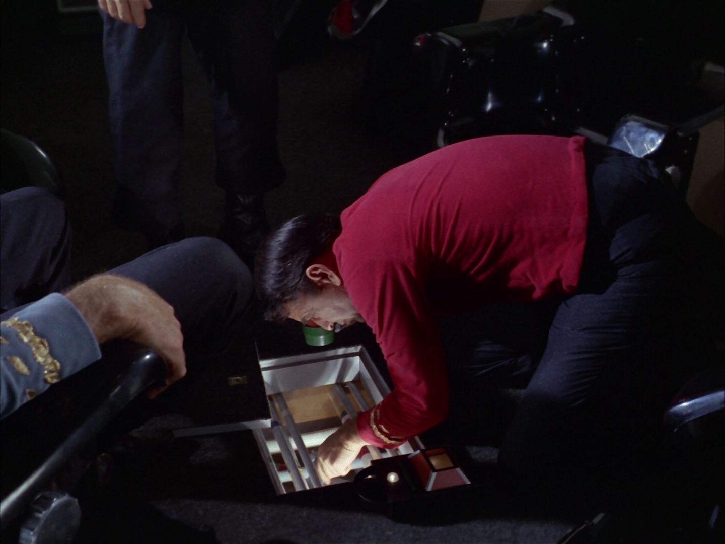 ariane179254_StarTrek_1x16_TheGalileoSeven_1753.jpg