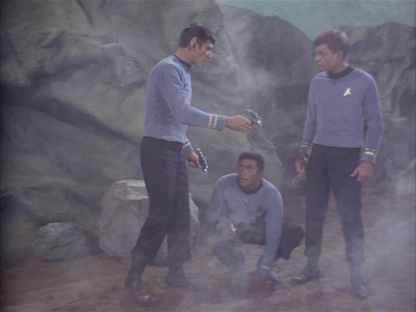 ariane179254_StarTrek_1x16_TheGalileoSeven_1874.jpg