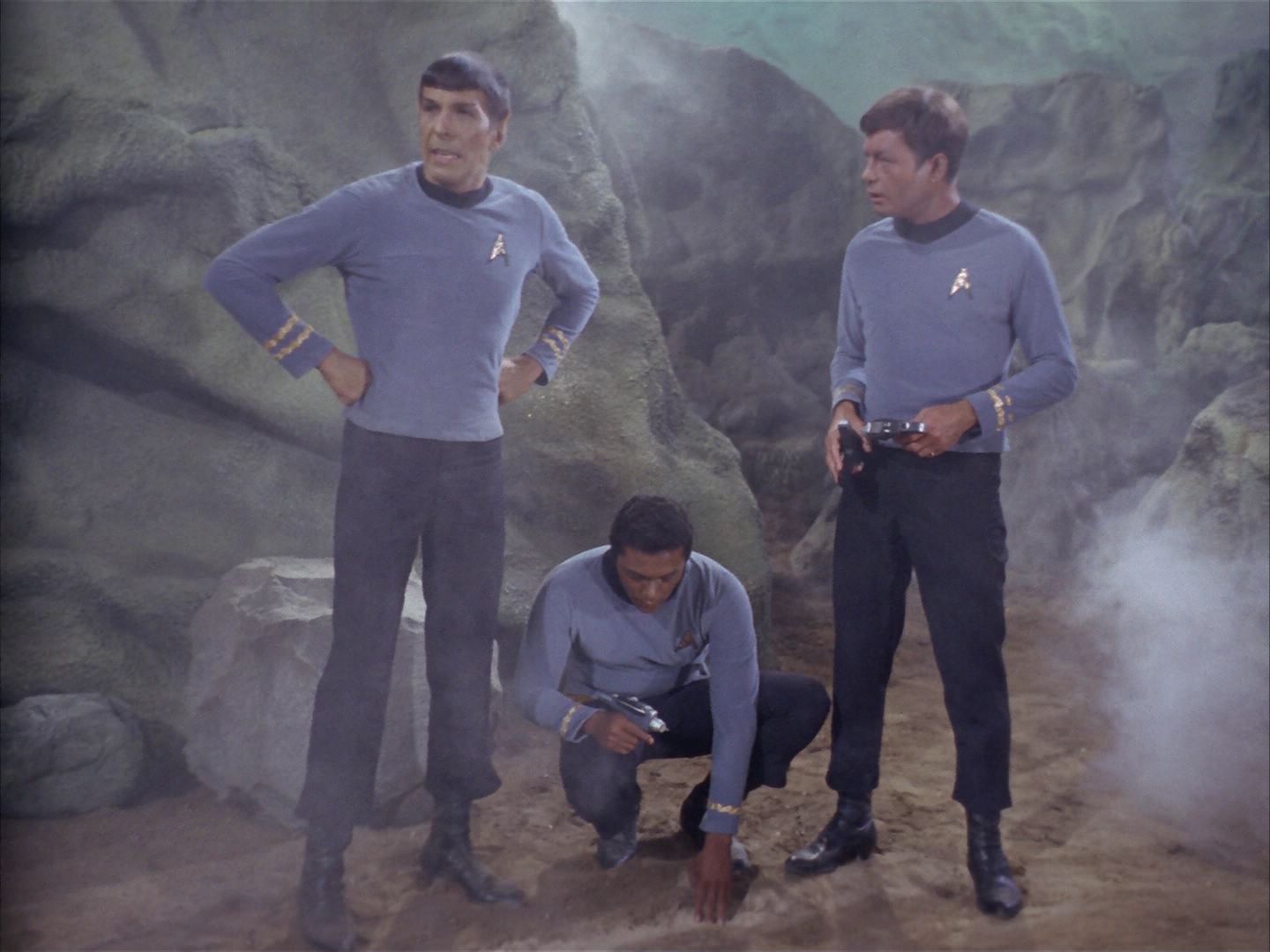 ariane179254_StarTrek_1x16_TheGalileoSeven_1891.jpg