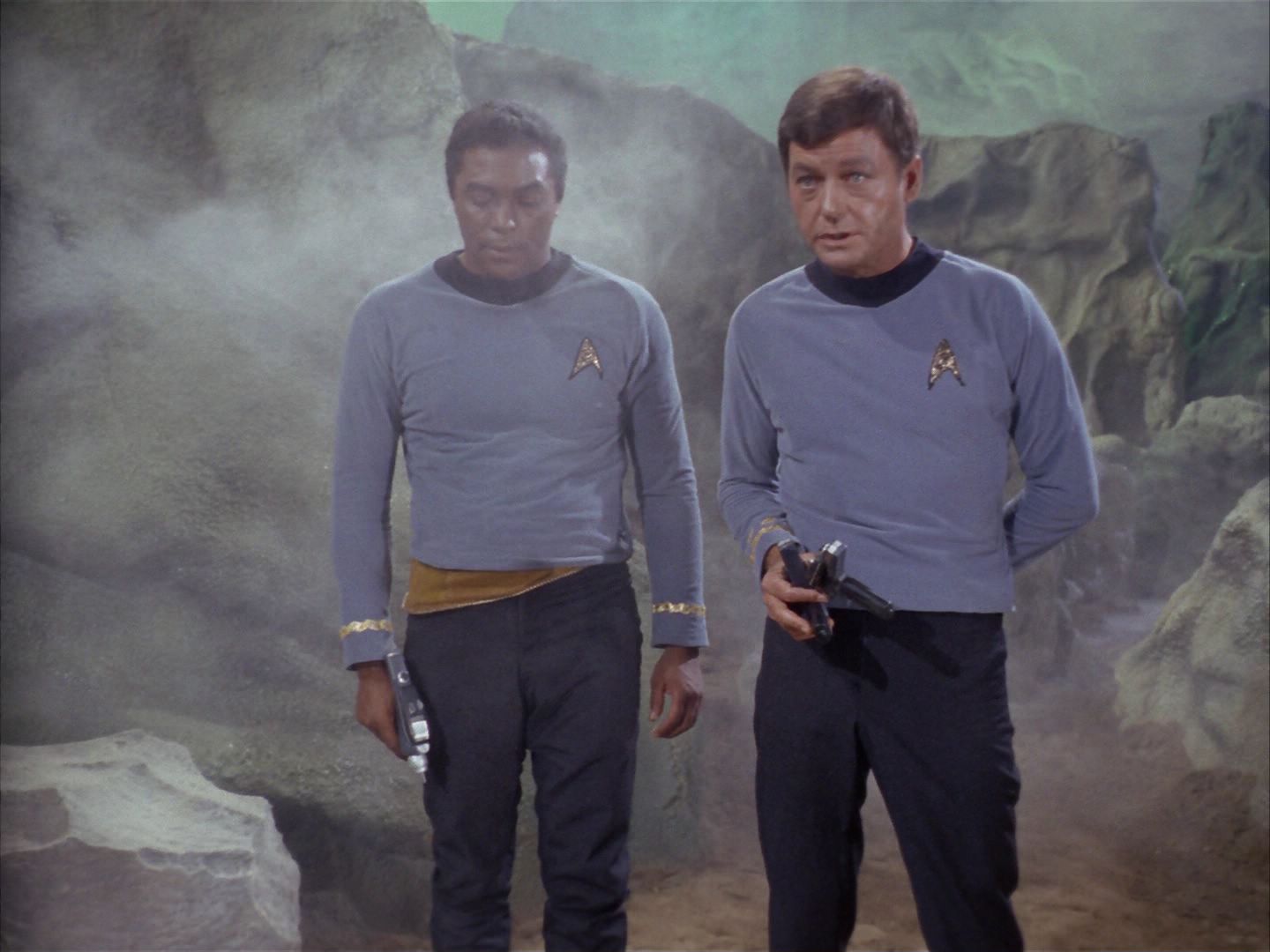 ariane179254_StarTrek_1x16_TheGalileoSeven_1916.jpg