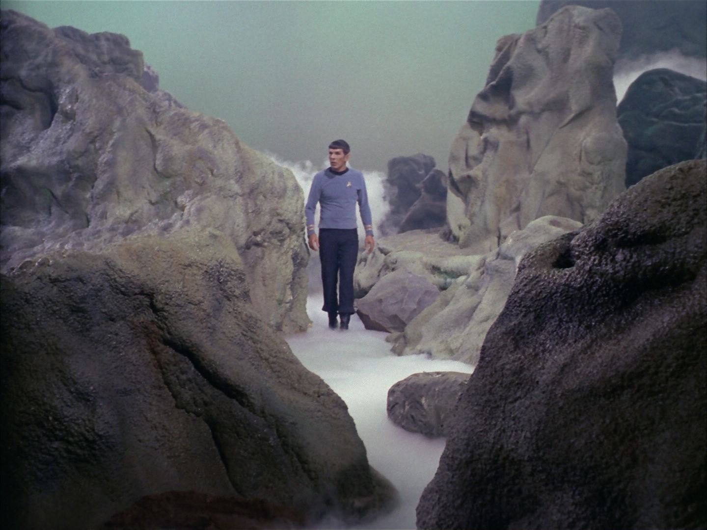 ariane179254_StarTrek_1x16_TheGalileoSeven_1930.jpg