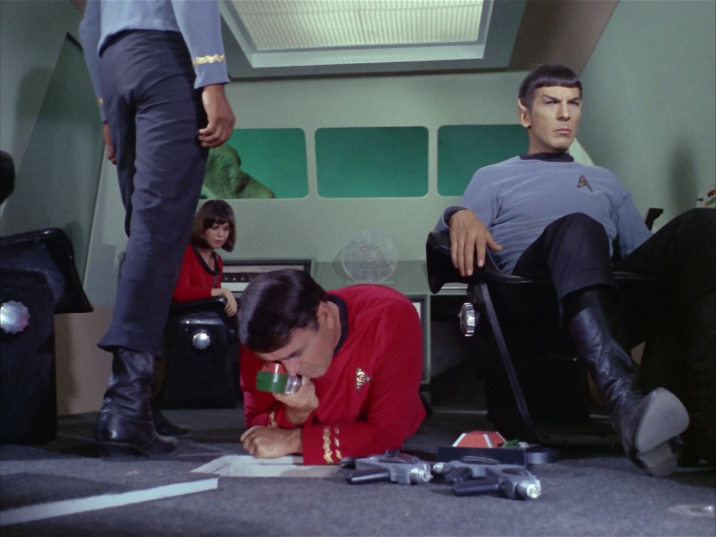 ariane179254_StarTrek_1x16_TheGalileoSeven_2031.jpg