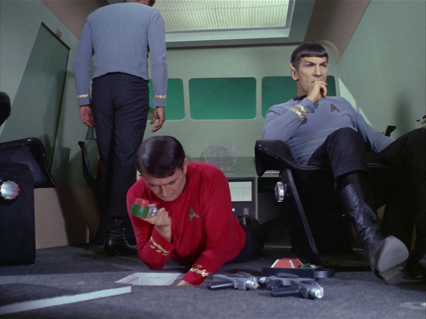 ariane179254_StarTrek_1x16_TheGalileoSeven_2044.jpg