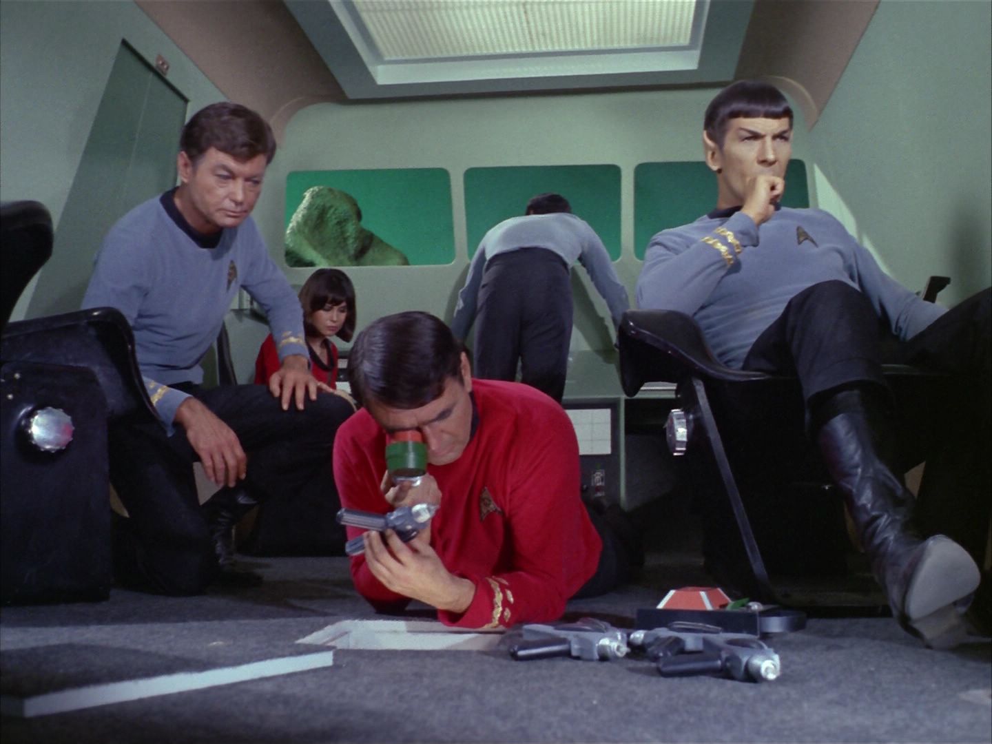 ariane179254_StarTrek_1x16_TheGalileoSeven_2052.jpg
